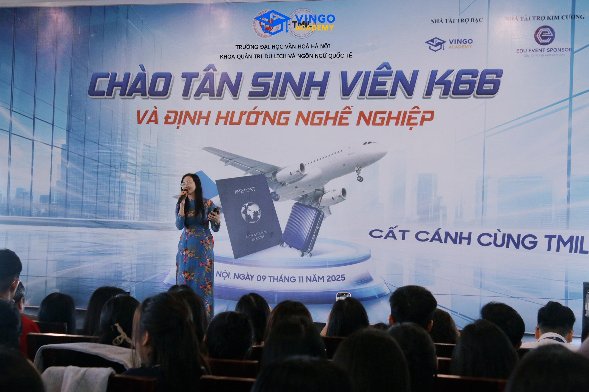 🎓 VINGO ENGLISH – VINH DỰ ĐỒNG HÀNH CÙNG CHƯƠNG TRÌNH CHÀO TÂN SINH VIÊN K66 – KHOA QUẢN TRỊ DU LỊCH & NGÔN NGỮ QUỐC TẾ, TRƯỜNG ĐẠI HỌC VĂN HÓA HÀ NỘI 💙